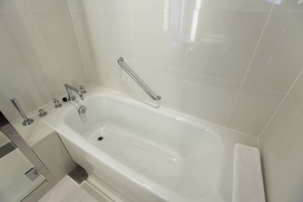 Bathtub Repair in Smyrna