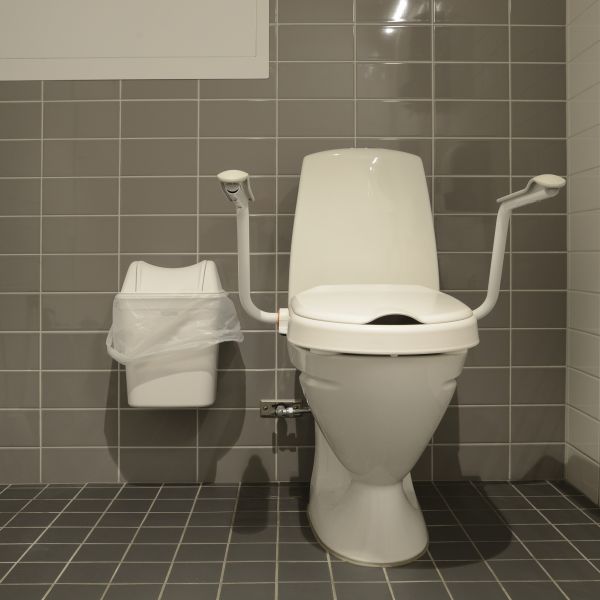 Commercial Toilet Repair in Smyrna